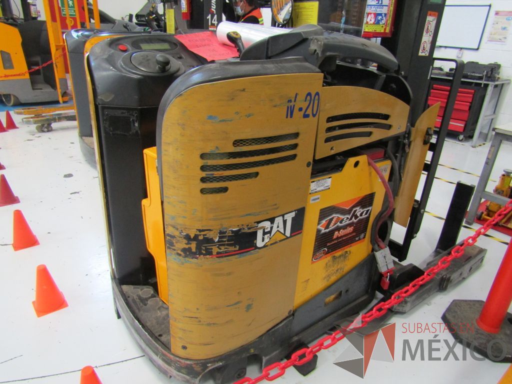 Lote 003 - Montacargas, Caterpillar NR4500P, año 2005 en mal estado - Imagen 5