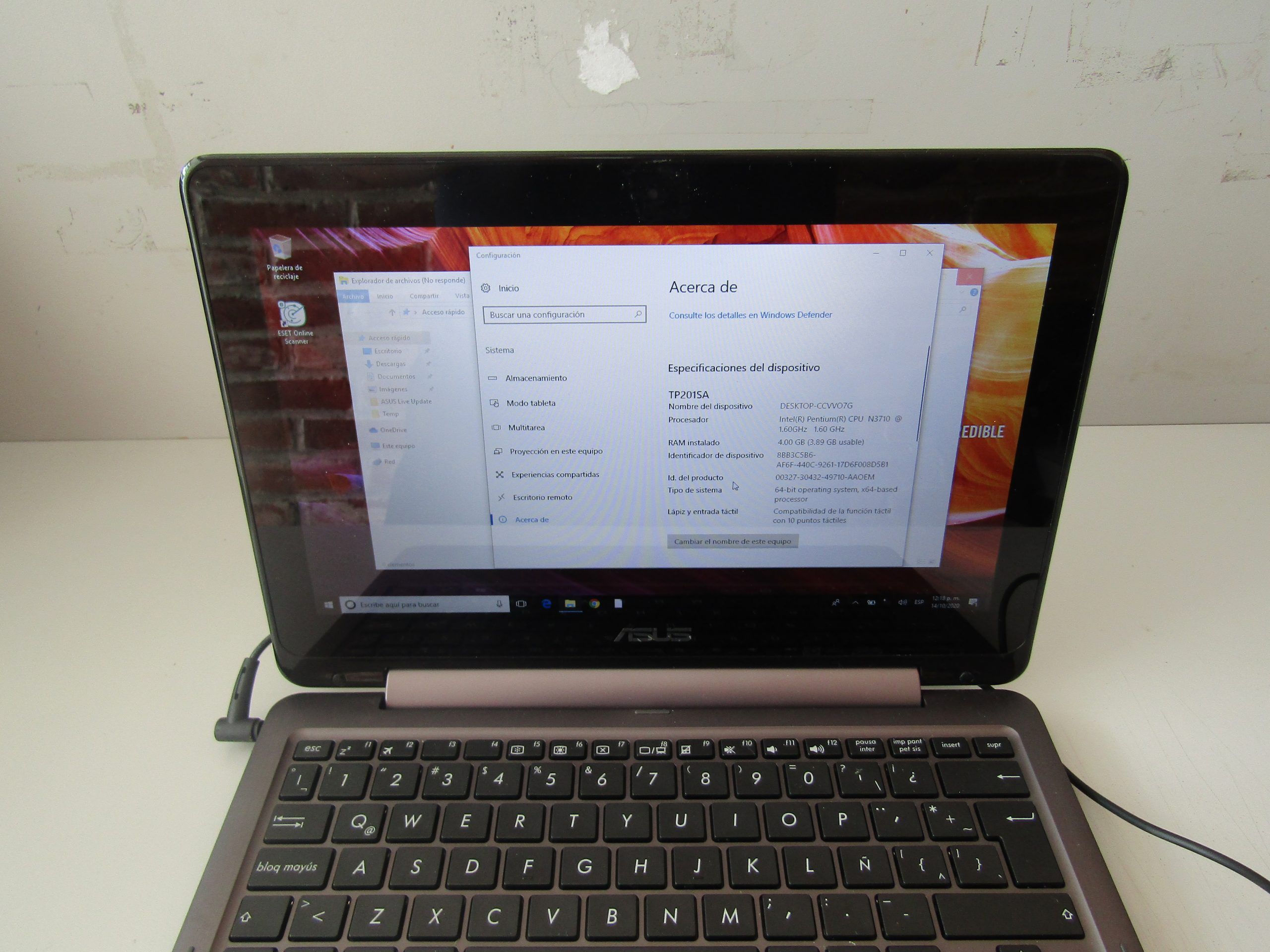 Lote 006 - Laptop ASUS, Modelo: TP201SA. , RAM 4.00 GB con cargador - Imagen 4