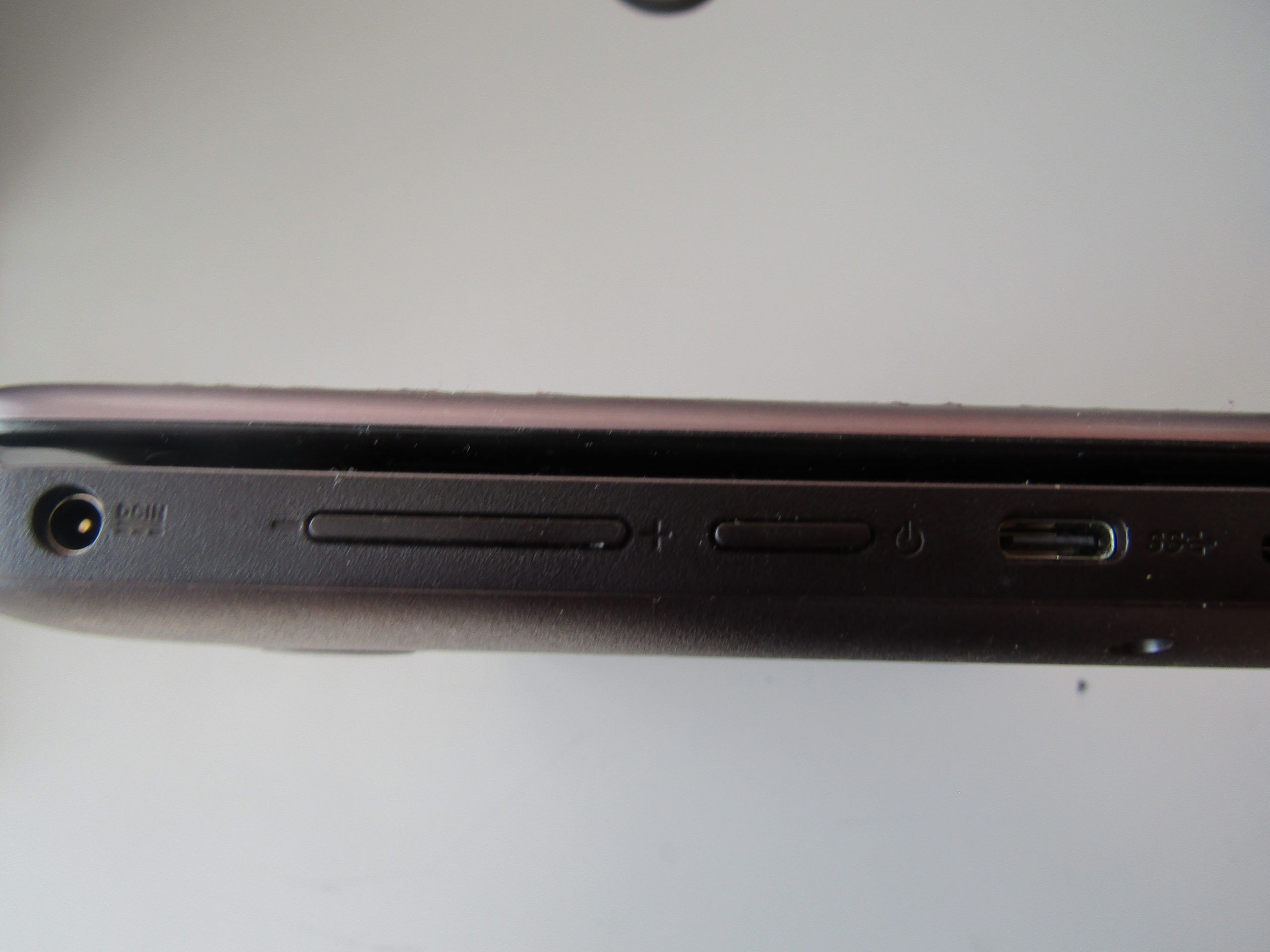 Lote 006 - Laptop ASUS, Modelo: TP201SA. , RAM 4.00 GB con cargador - Imagen 14