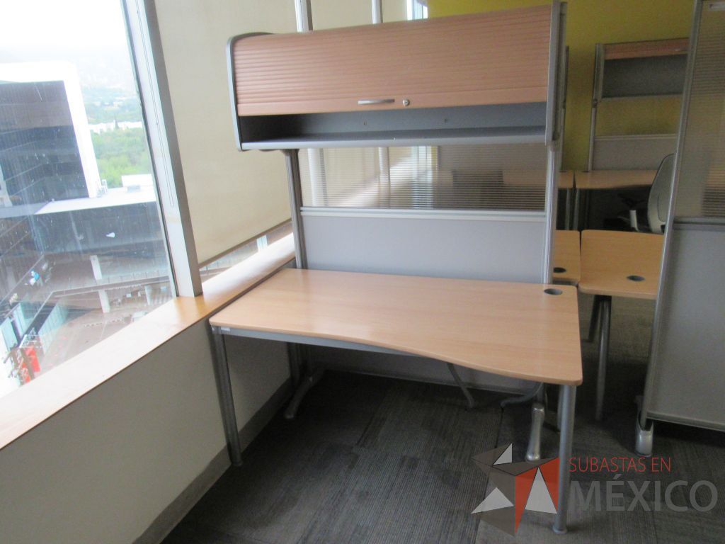 Lote 023 - Estación de trabajo para 2 personas con mampara alta con 2 gavetas - Imagen 6