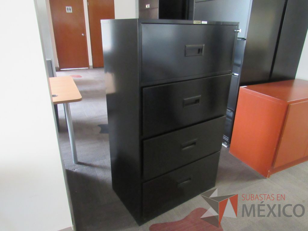 Lote 151 - Archivero metálico horizontal de 4 cajones color negro - Imagen 8