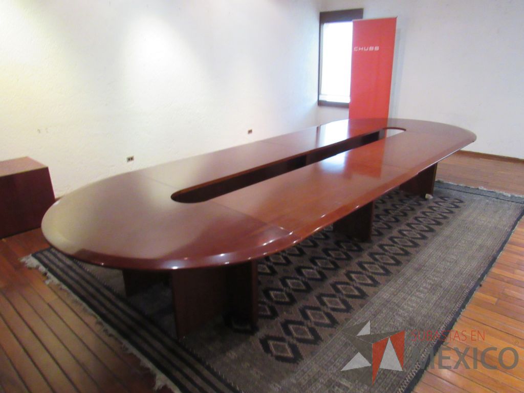 Lote 198 - Mesa de sala de juntas para 16 personas - Imagen 12