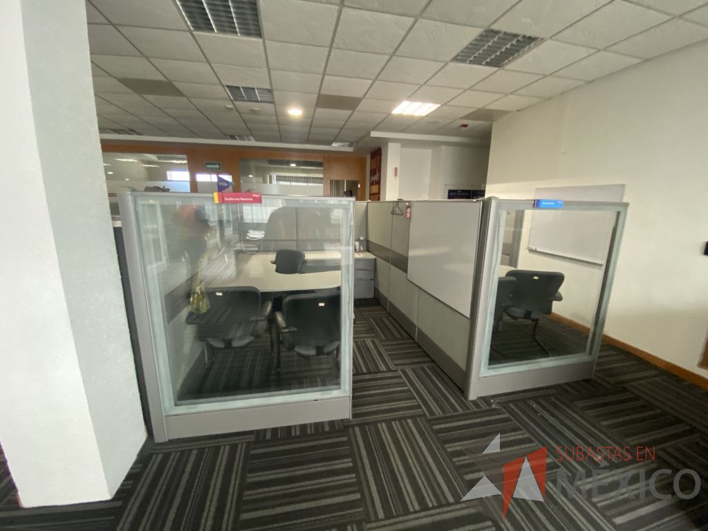 Lote 024 - Estación de trabajo para 2 personas de mampara alta con 2 gavetas - Imagen 3