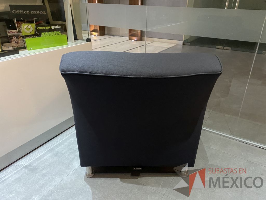 Lote 002 - Sillón de 1 plaza, asiento y respaldo color en tela color gris - Imagen 7