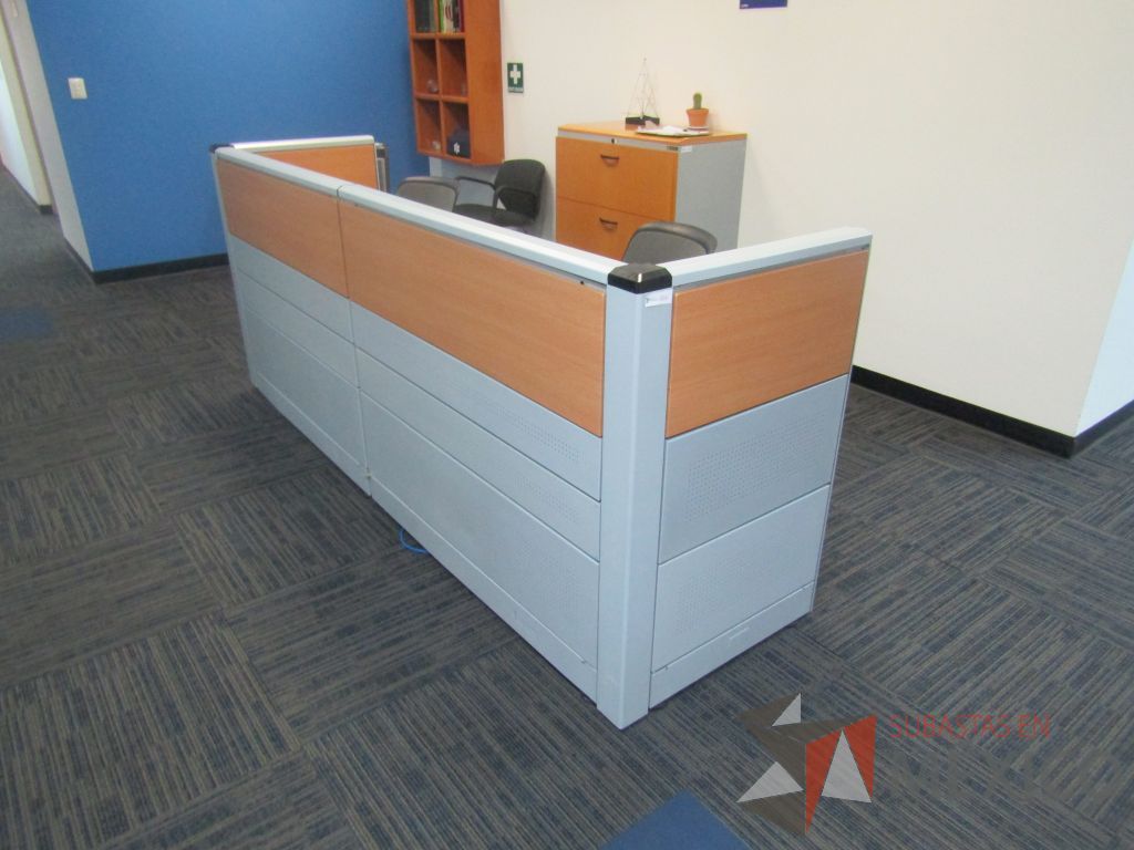 Lote 001 - Estación de trabajo lineal para 2 personas con 1 archivero de 3 cajones. - Imagen 2