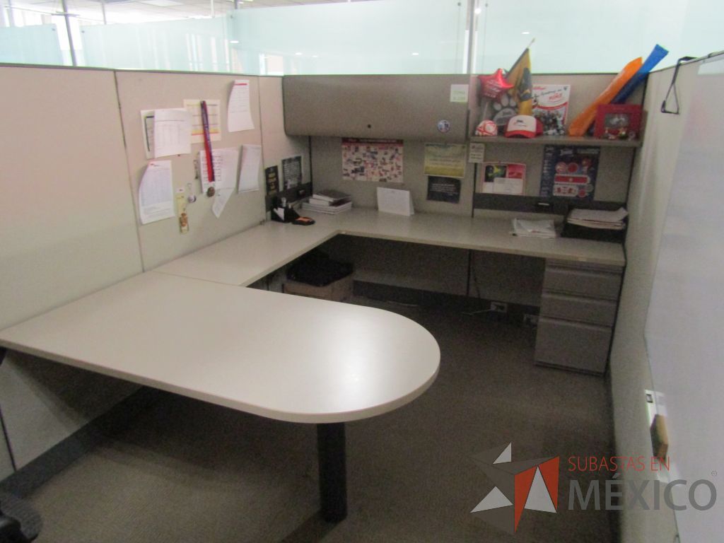 Lote 012 - Estación de trabajo para 2 personas de mampara alta con 2 gavetas - Imagen 8