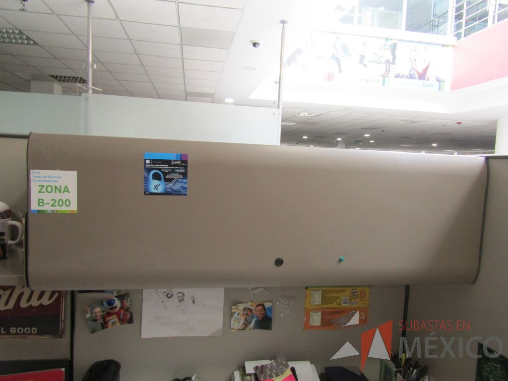 Lote 012 - Estación de trabajo para 2 personas de mampara alta con 2 gavetas - Imagen 13