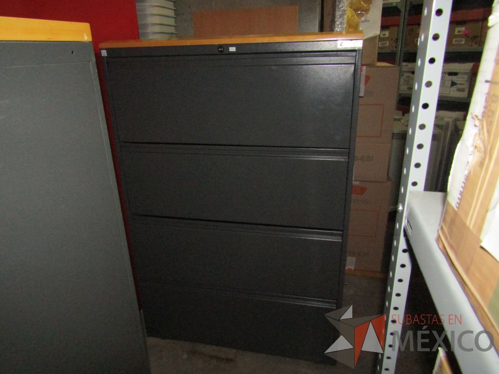Lote 126 - 2 Archivero horizontal de 4 cajones