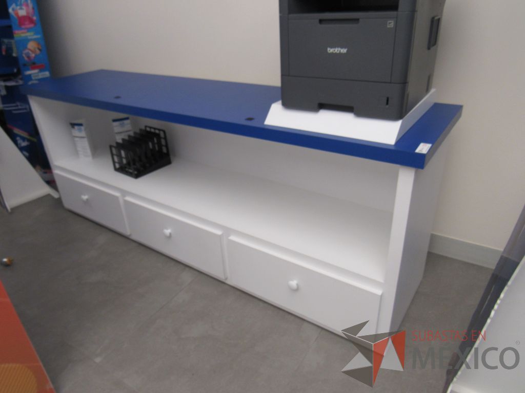 Lote 041 - Credenza con 3 cajones color blanco y cubierta color azul - Imagen 2