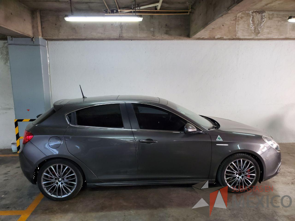 Lote 001 - Alfa Romeo Giulietta Quadrifoglio Verde AT, Año 2016 - Imagen 29