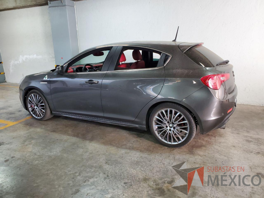 Lote 001 - Alfa Romeo Giulietta Quadrifoglio Verde AT, Año 2016 - Imagen 25