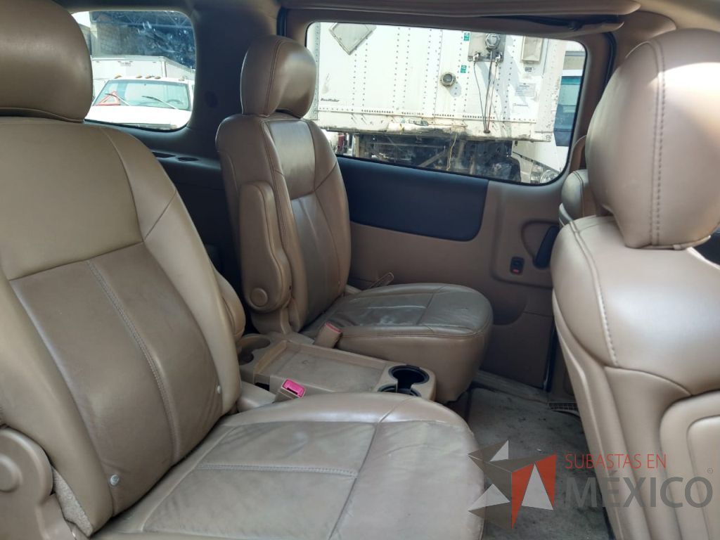 Lote 005 - Camioneta Pontiac 2007, para 7 Pasajeros, Automática, Montana SV6 - Imagen 6