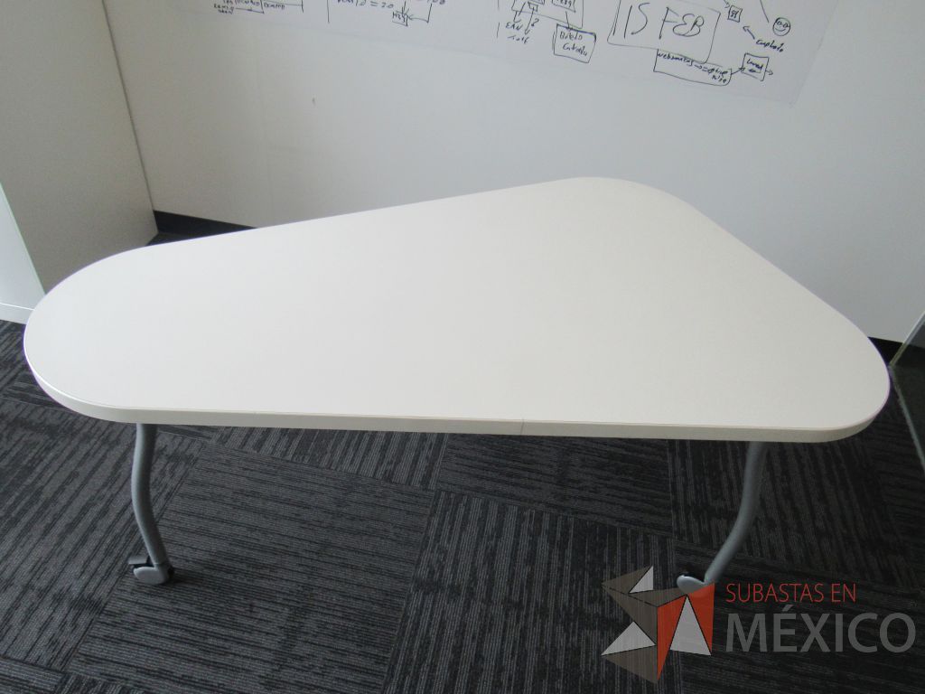 Lote 203 - Escritorio en escuadra con gabinete bajo de pedestal y Gabinete de 1 cajón con cubierta color café. - Imagen 5