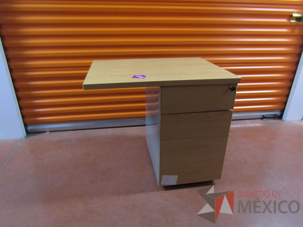 Lote 005 - 2 Archiveros de 3 cajones con cubierta para escritorio de costado derecho - Imagen 2