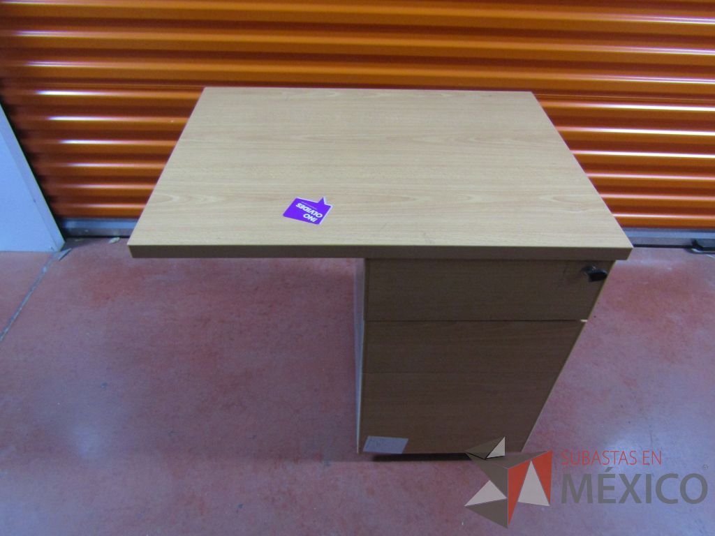 Lote 005 - 2 Archiveros de 3 cajones con cubierta para escritorio de costado derecho - Imagen 6