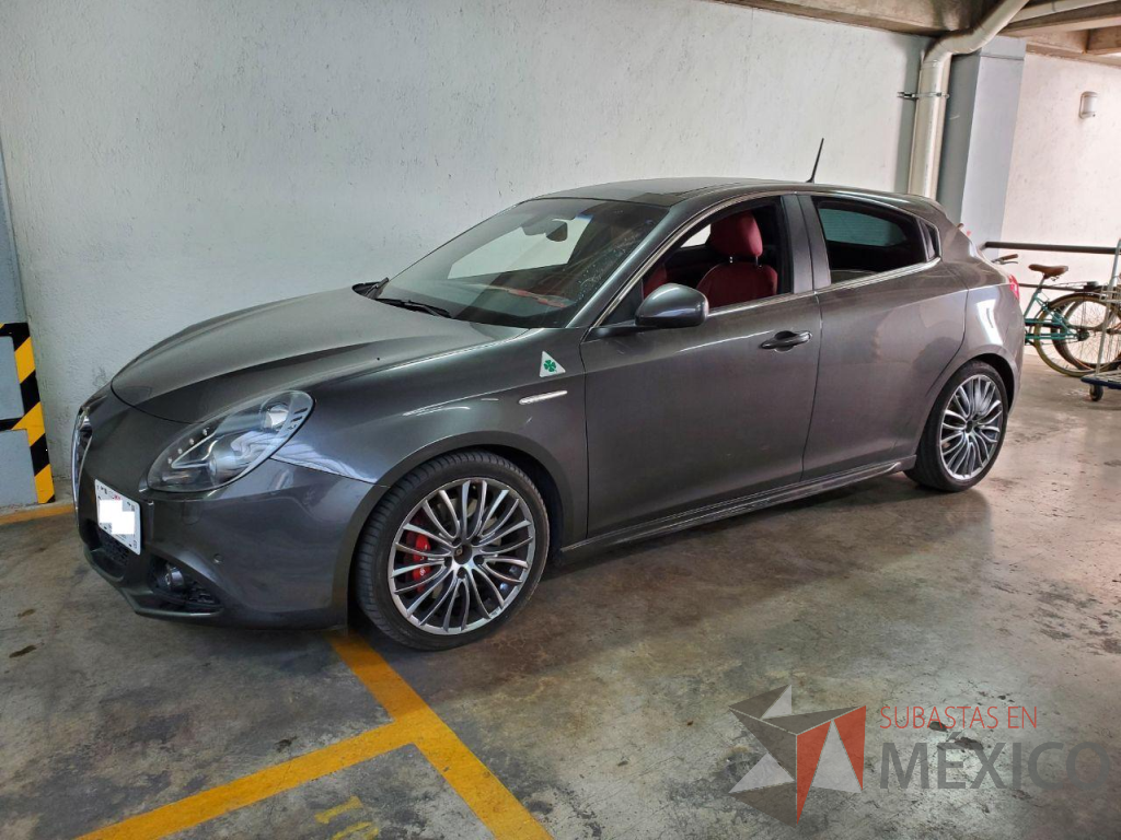 Lote 001 - Alfa Romeo Giulietta Quadrifoglio Verde AT, Año 2016 - Imagen 15