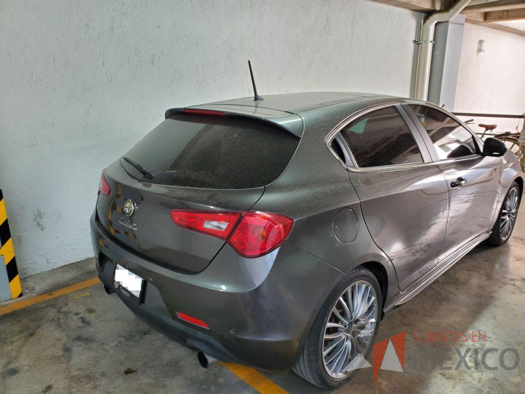 Lote 001 - Alfa Romeo Giulietta Quadrifoglio Verde AT, Año 2016 - Imagen 2