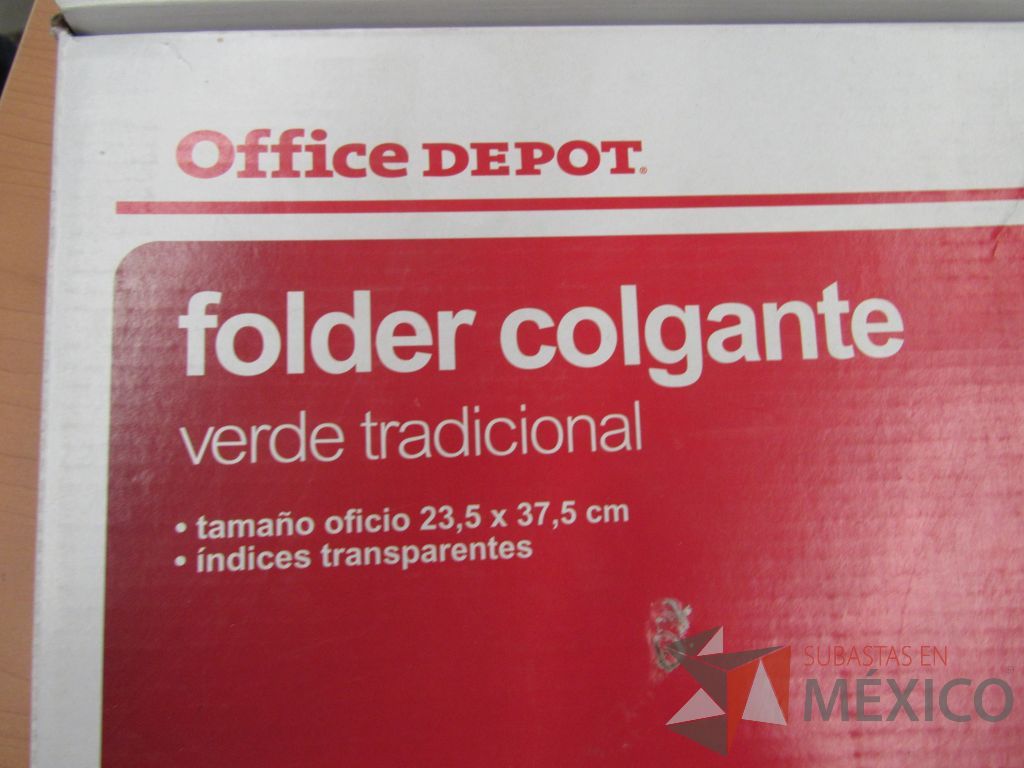 Lote 184 - Carpetas, Paquetes de hojas, Sobre bolsas, Engrapadoras y más - Imagen 66