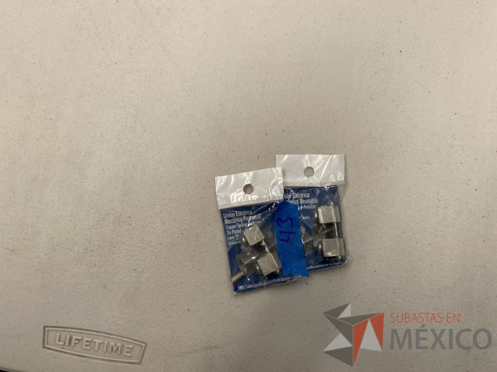 Lote 178 - 2 Exactos , Porta herramienta, Martillo anti-vibración, Escuadras metálicas, Cortadora, Uniones eléctricas... - Imagen 43