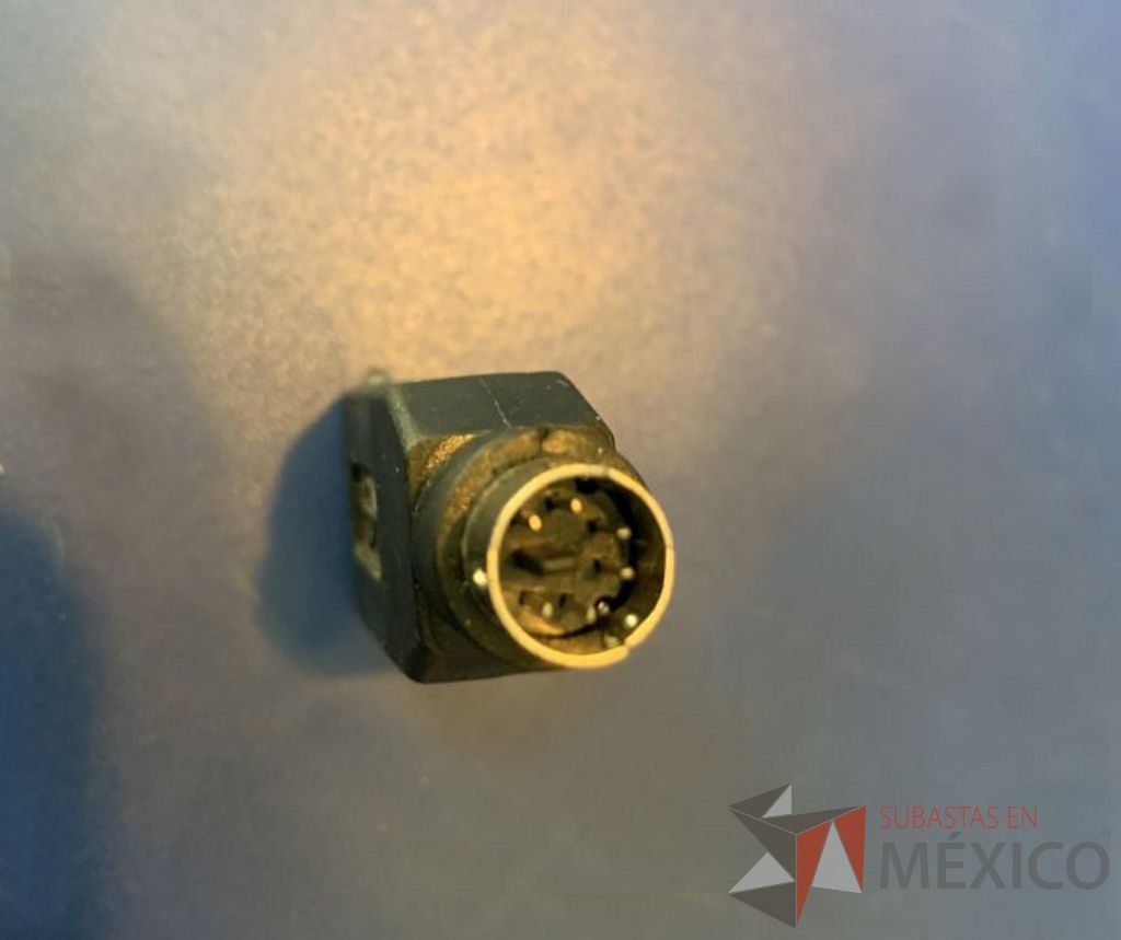 Lote 016 – 206 Conectores y adaptadores de diversas conexiones ( VGA,CANON,PLUG,HDMI,RCA etc.) - Imagen 24