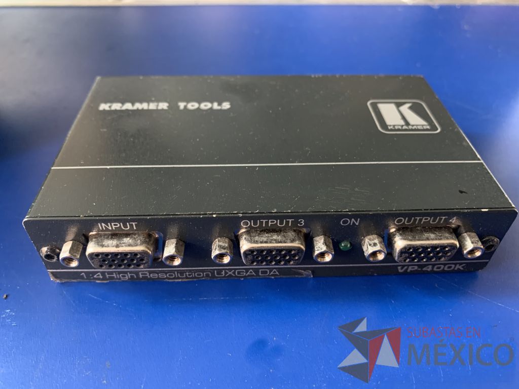 Lote 006 – 4 Distribuidores de video VGA Kramer (1 VP-400 y 3 VP-400K) - Imagen 3