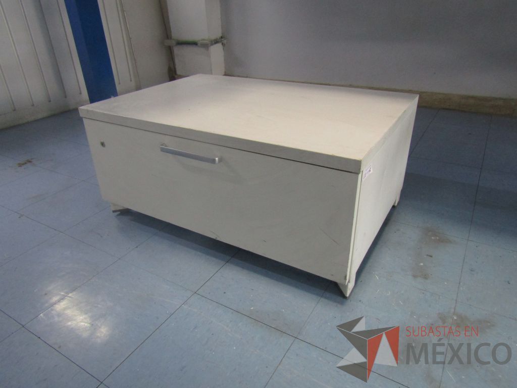 INV 027 - Gabinete metálico de 1 cajón color blanco - Imagen 7
