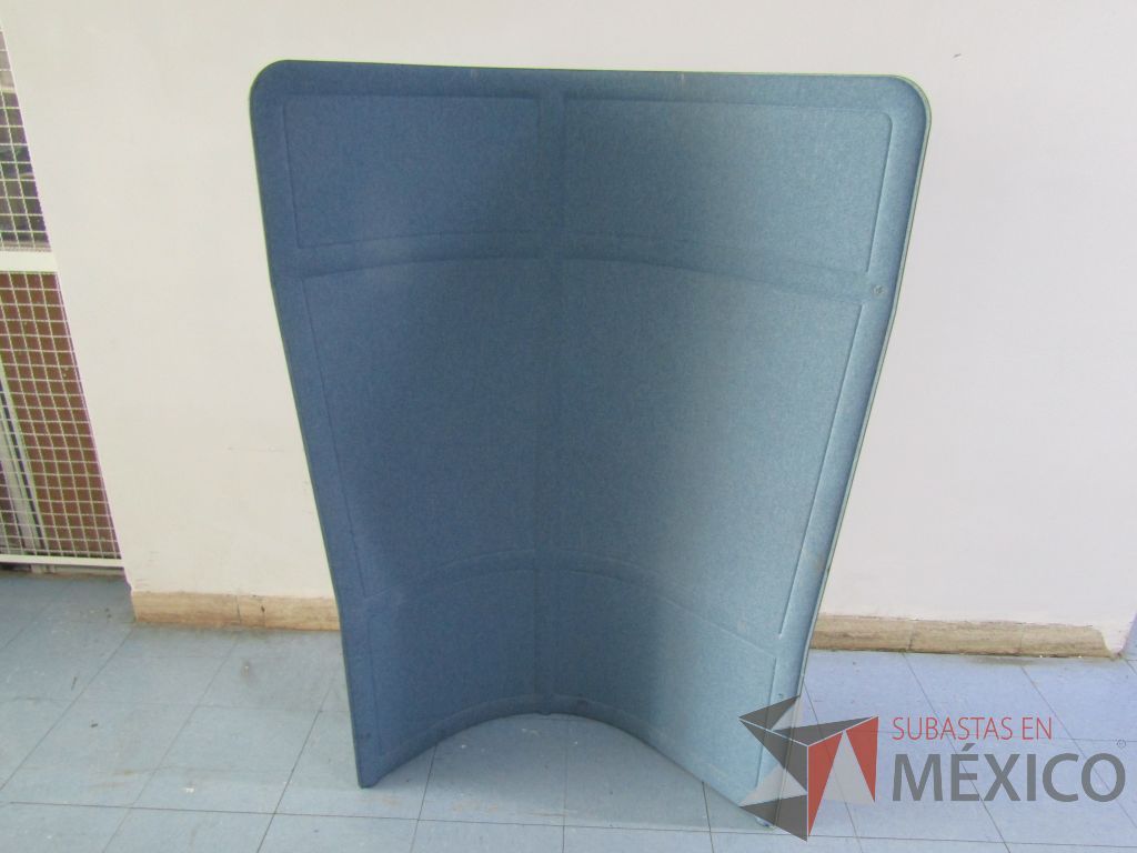 Lote 003 - 5 Piezas de naves de color azul y 2 Sillones de plazas color azul con paleta - Imagen 8