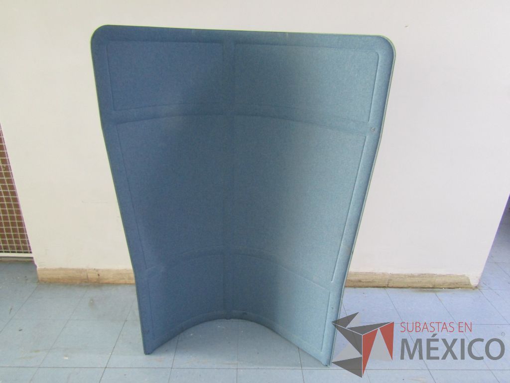 Lote 003 - 5 Piezas de naves de color azul y 2 Sillones de plazas color azul con paleta - Imagen 9