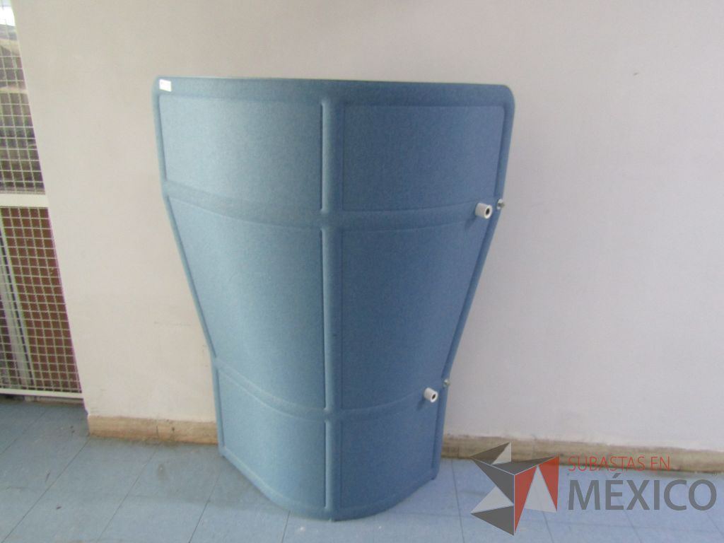 Lote 003 - 5 Piezas de naves de color azul y 2 Sillones de plazas color azul con paleta - Imagen 14