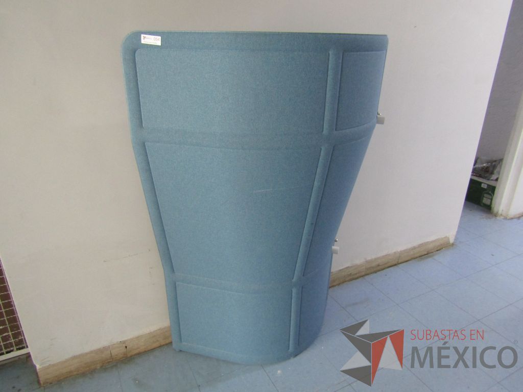 Lote 003 - 5 Piezas de naves de color azul y 2 Sillones de plazas color azul con paleta - Imagen 16