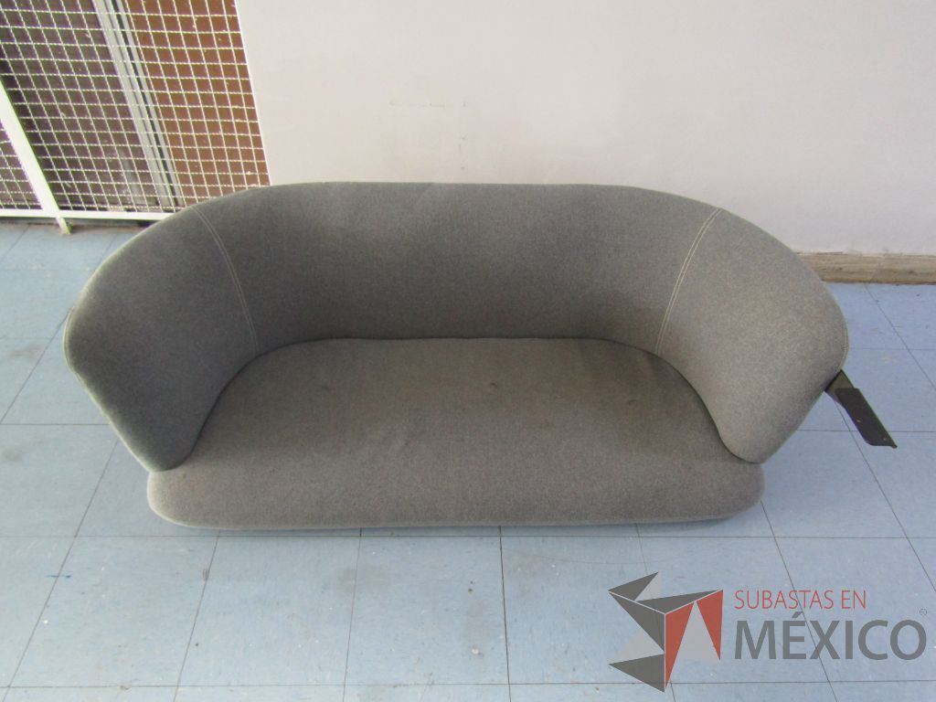 Lote 002 - 5 Piezas de nave color gris y 2 Sillones de 2 plazas color gris - Imagen 9