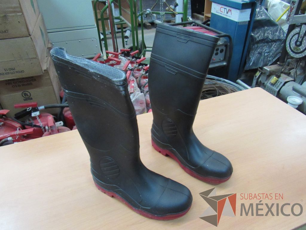 Lote 251 - 50 botas de hule, 30 Cascos de seguridad, 258 Marcadores para metal ... - Imagen 14