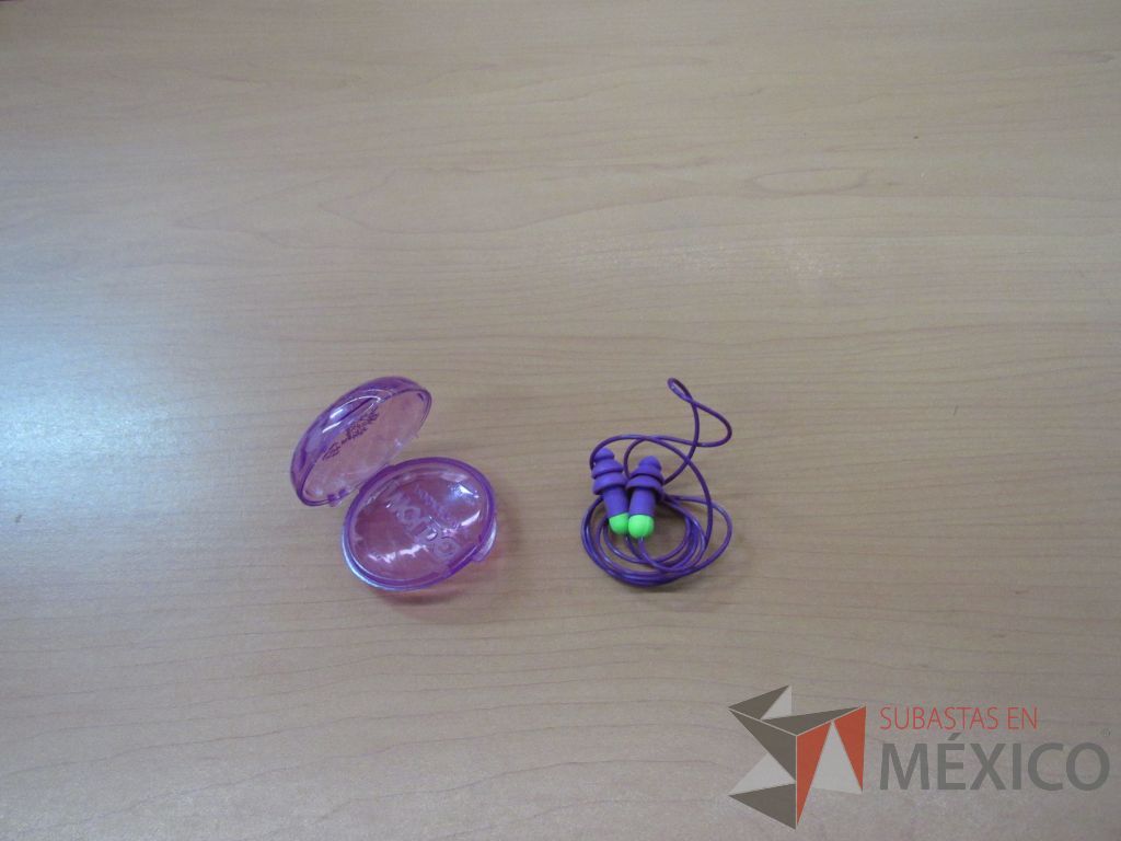 Lote 258 - 38 Mascarilla facial, 140 Conector Glandula, 50 Zapatas tipo burney, 84 Ducto de plastico ... - Imagen 32