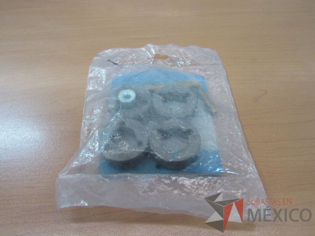 Lote 258 - 38 Mascarilla facial, 140 Conector Glandula, 50 Zapatas tipo burney, 84 Ducto de plastico ... - Imagen 27