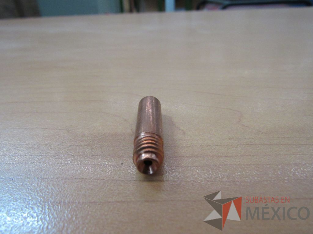 Lote 258 - 38 Mascarilla facial, 140 Conector Glandula, 50 Zapatas tipo burney, 84 Ducto de plastico ... - Imagen 14
