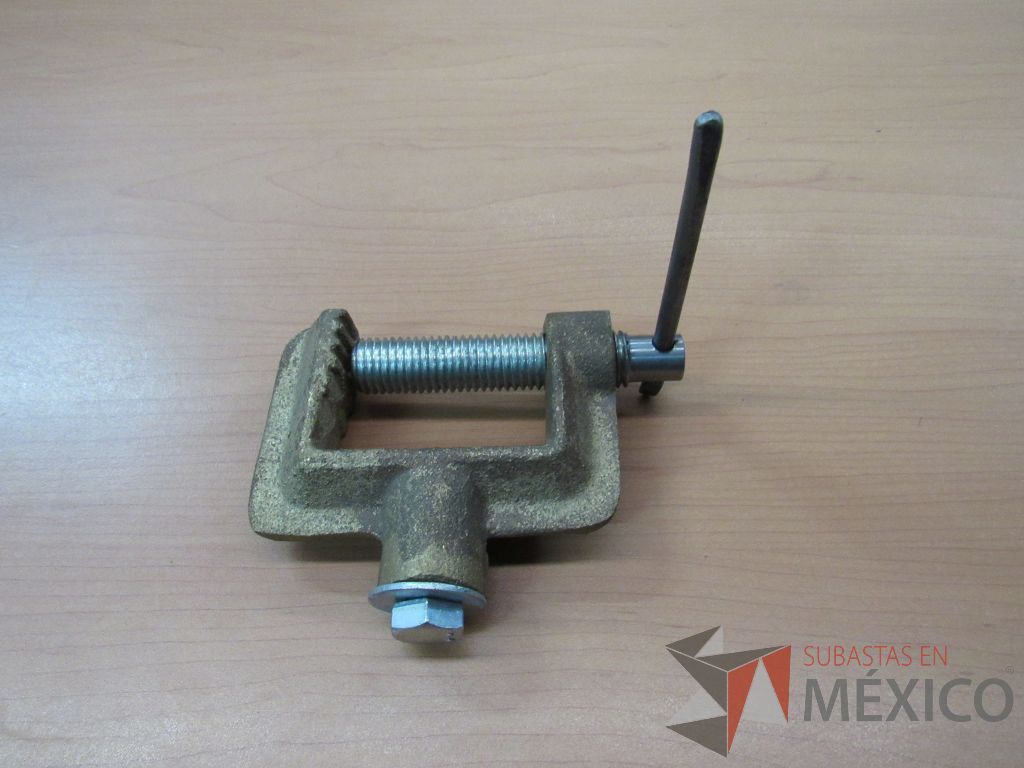 Lote 258 - 38 Mascarilla facial, 140 Conector Glandula, 50 Zapatas tipo burney, 84 Ducto de plastico ... - Imagen 12