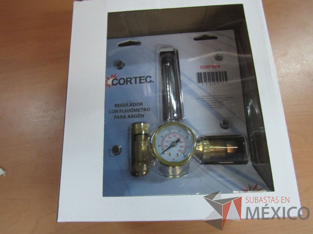 Lote 259 - 2 Equipos de corte, 4 porta electrodo, 120 polainas, 6 reguladores... - Imagen 14