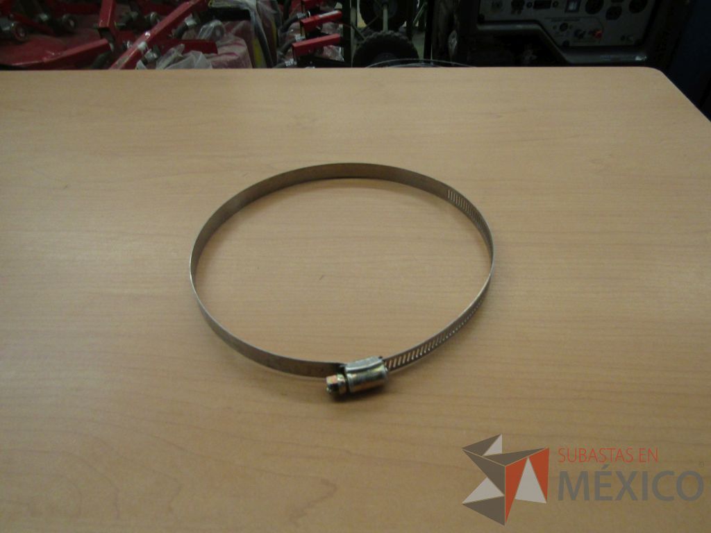Lote 278 - 4 Abrazaderas sin fin 8", 104 Abrazadera sin fin 5", 5 Bastón de seguridad... - Imagen 52