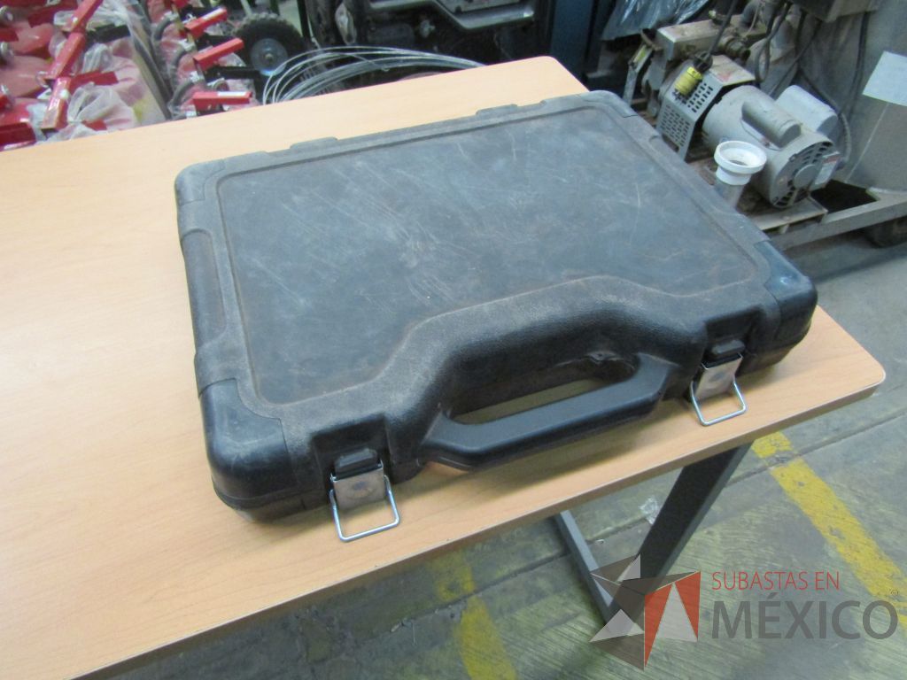 Lote 284 - 1 Autocle s/marca (herramientas), Barreta de uña 3/4", Cava hoyos... - Imagen 57