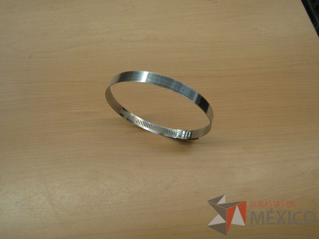 Lote 278 - 4 Abrazaderas sin fin 8", 104 Abrazadera sin fin 5", 5 Bastón de seguridad... - Imagen 61