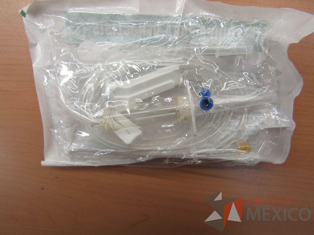 Lote 248 - Aparato de electroshock, 2 Camillas de primero auxilios, 2 Kit de primero auxilios ... - Imagen 3
