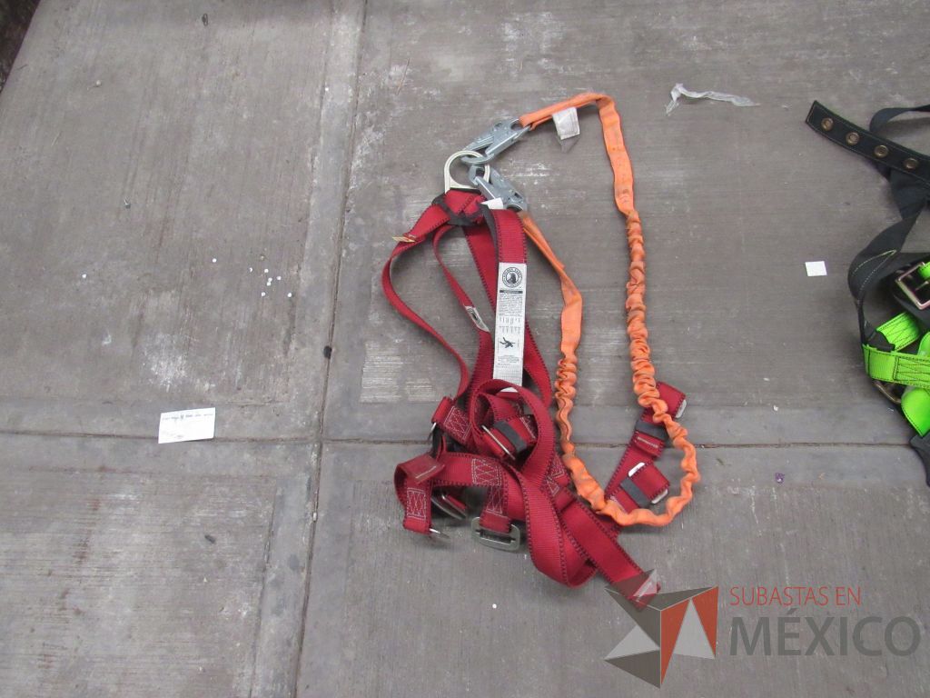 Lote 284 - 1 Autocle s/marca (herramientas), Barreta de uña 3/4", Cava hoyos... - Imagen 79