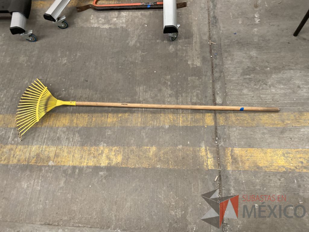 Lote 284 - 1 Autocle s/marca (herramientas), Barreta de uña 3/4", Cava hoyos... - Imagen 37