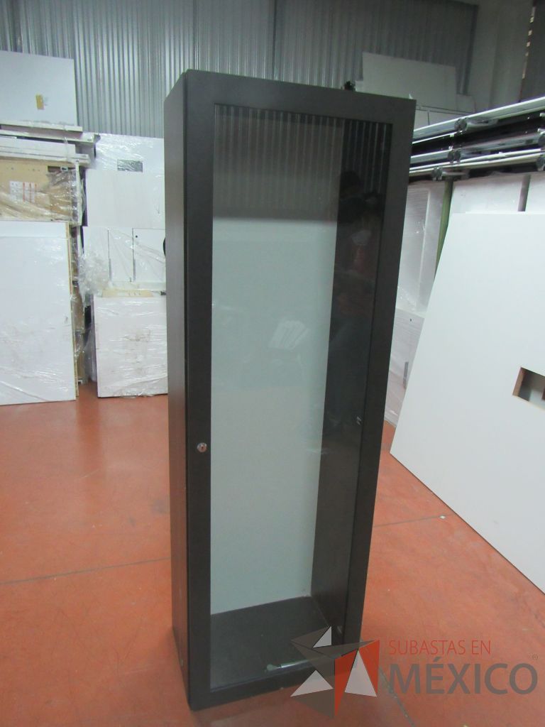 Lote 014 - 2 Gabinetes alto color gris con vidrio al medio - Imagen 10