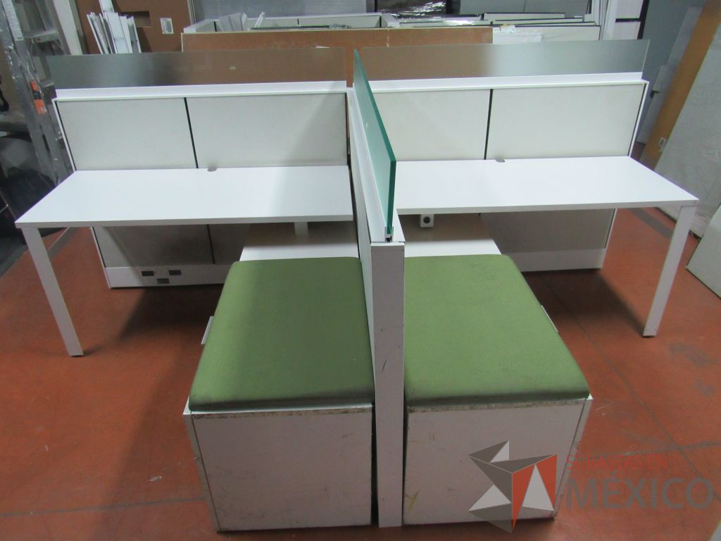Lote 122 - 9 Estaciones de trabajo para 2 personas con credenza de 2 cajones color blanco - Imagen 7