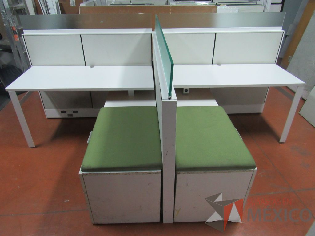 Lote 122 - 9 Estaciones de trabajo para 2 personas con credenza de 2 cajones color blanco - Imagen 8
