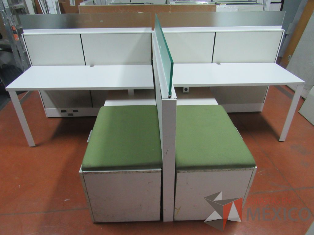 Lote 122 - 9 Estaciones de trabajo para 2 personas con credenza de 2 cajones color blanco - Imagen 9