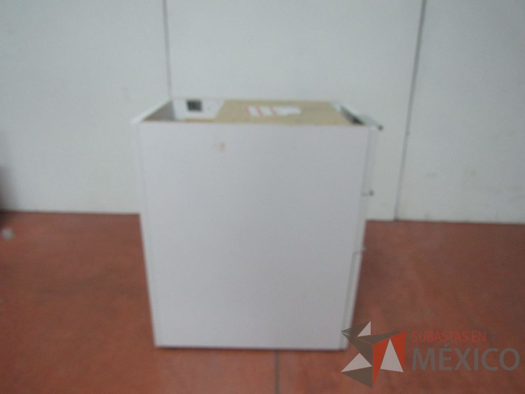 Lote 029 - 12 Archiveros de pedestal de 3 cajones y 12 Cubiertas color blanco - Imagen 3