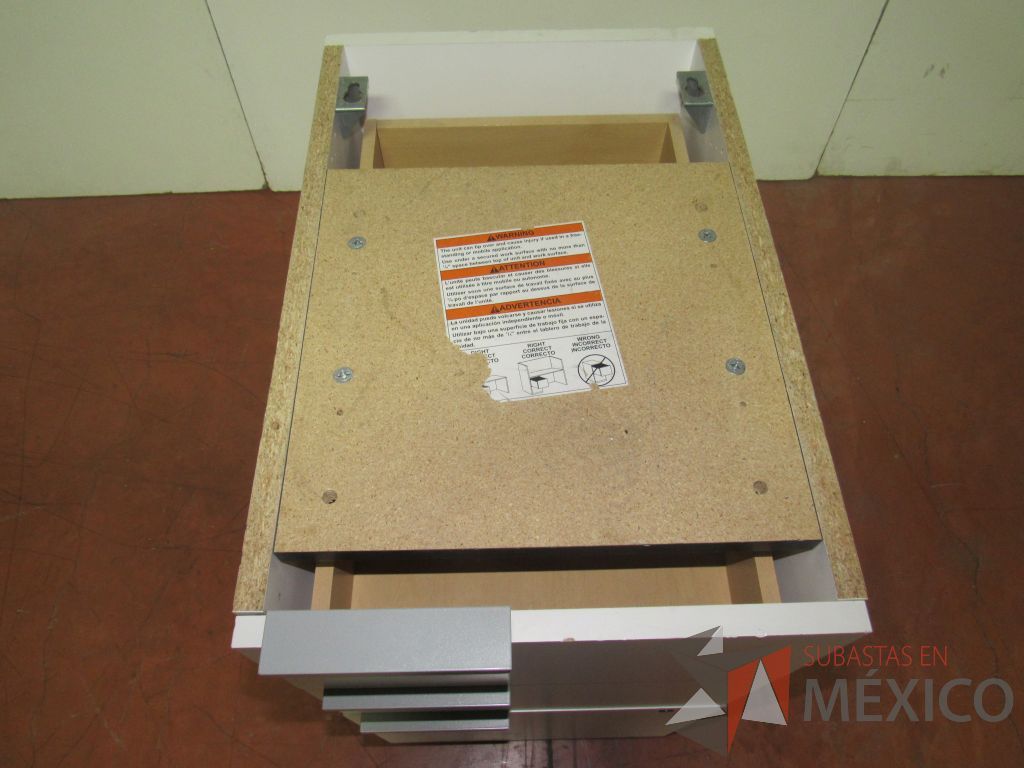 Lote 029 - 12 Archiveros de pedestal de 3 cajones y 12 Cubiertas color blanco - Imagen 9