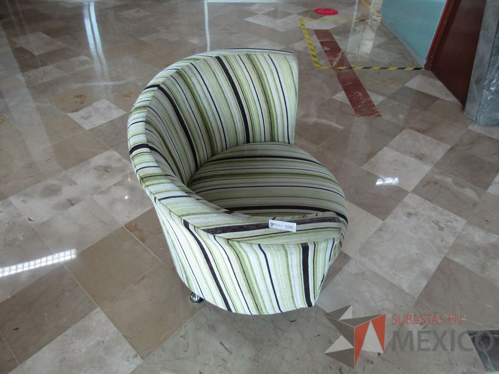 Lote 501 - Sillón de 1 plaza en tela varios colores on 4 patas métalicas - Imagen 2